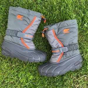 Sorel Boots! Boys Size 4!